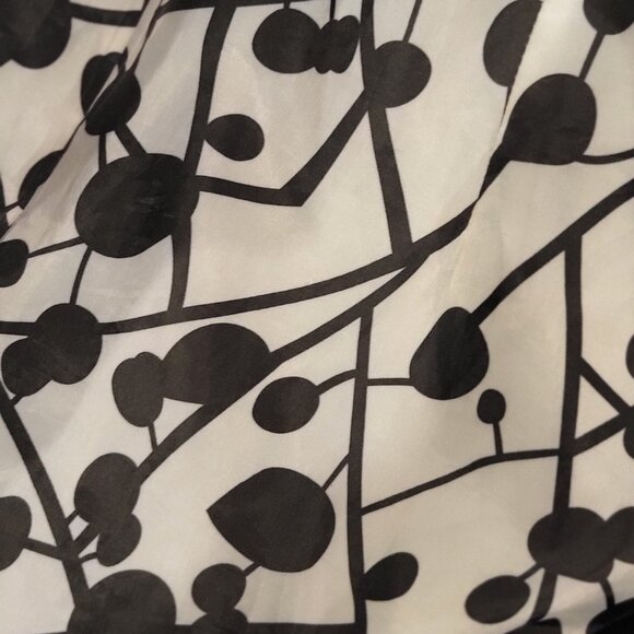 Tulle Black Walker Coat, Size Small, 60% Wool, 40% Viscose Dry Clean - Picture 5 of 15